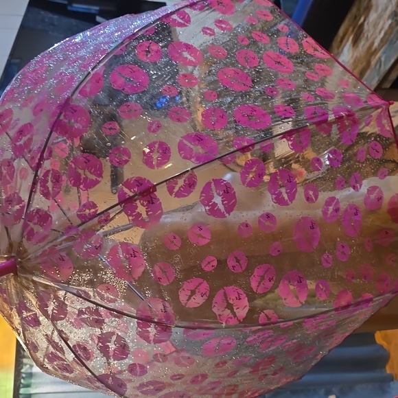 Betsey Johnson Clear and Pink Lip Print Umbrella - Picture 5 of 7